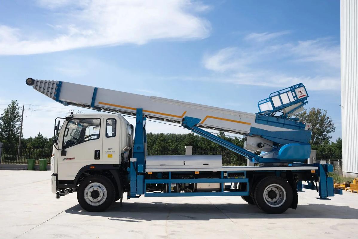 盘县云梯上料车租赁费用