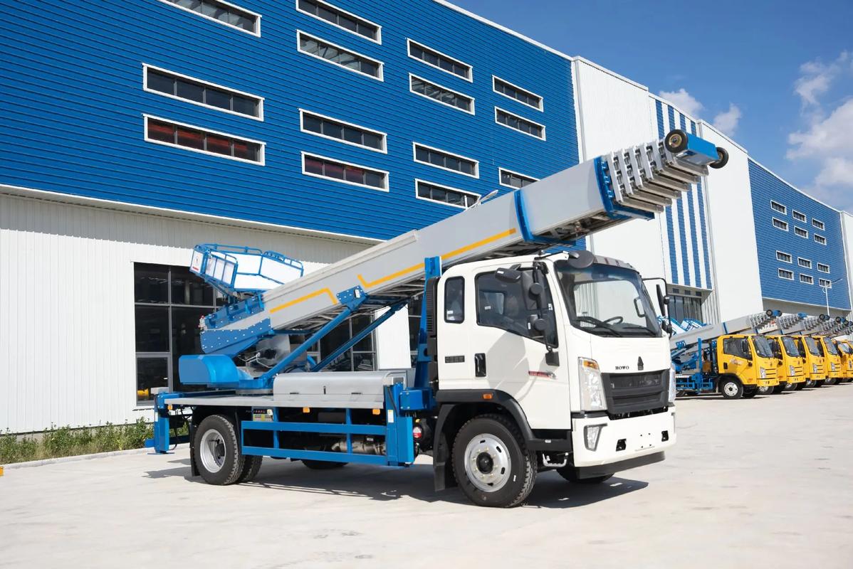 盘县出租云梯车高空作业车 建筑垃圾搬运