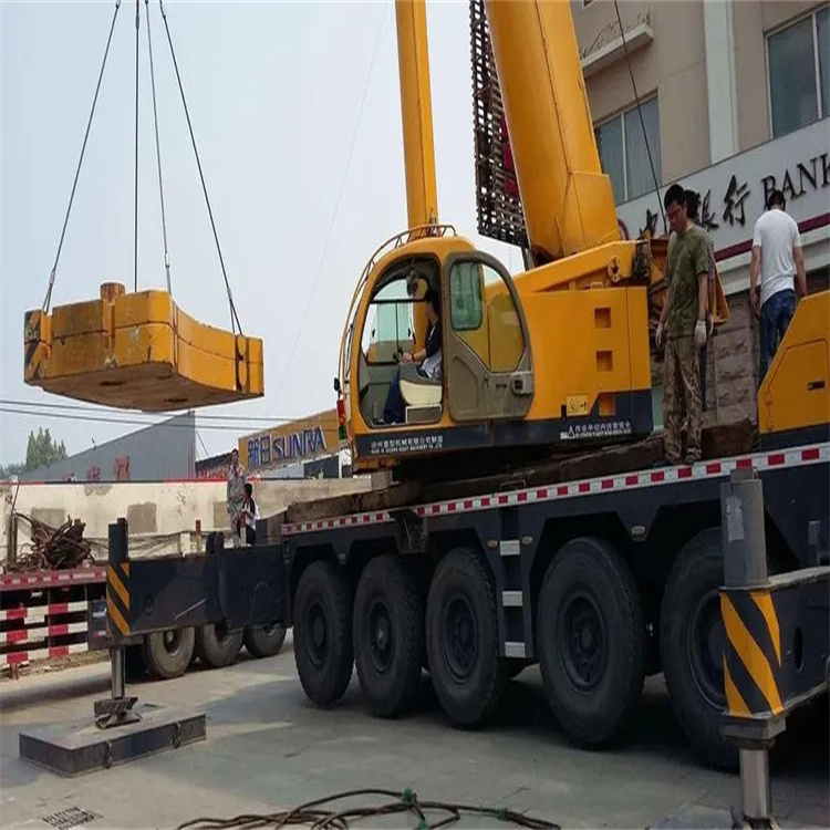 盘县当地吊车出租|机器吊装|75吨|工厂搬迁服务